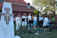 1.08.2020 - Modlitwa Uwielbienia w ogrodach klasztornych