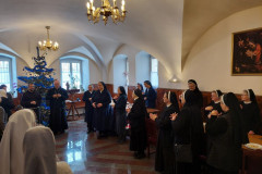 01-11