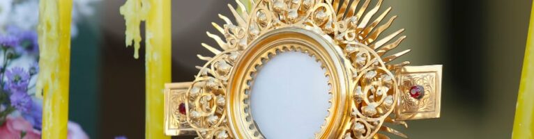 WIECZÓR UWIELBIENIA